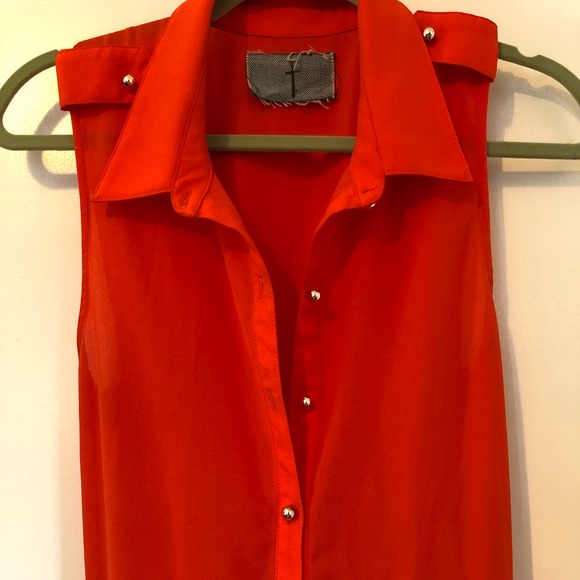 Fun & Flowy Orange Dress! - Picture 3 of 6